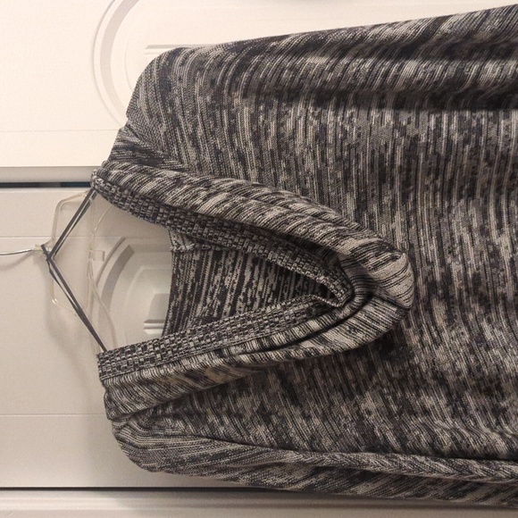 Hooded Gray American Eagle Sweater - Picture 3 of 4
